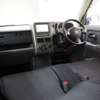 nissan cube-cubic 2006 190207125503 image 14