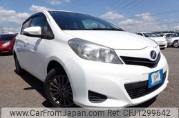 toyota vitz 2011 646828-N2025060112F-24