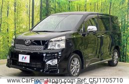 toyota voxy 2013 CFJ1705710