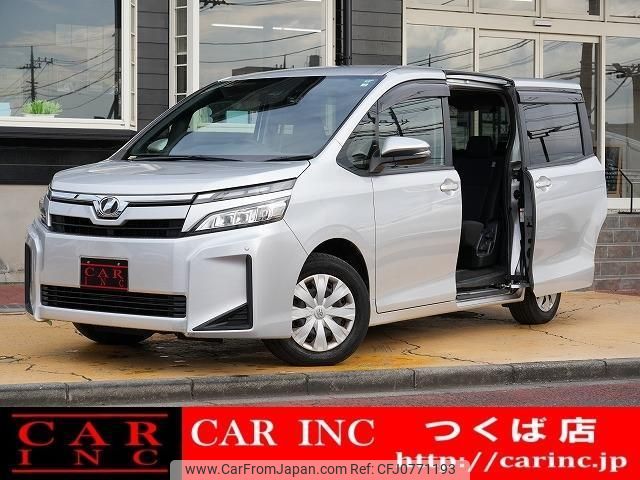 toyota voxy 2018 quick_quick_ZRR80G_ZRR80-0408300 image 1