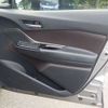 toyota c-hr 2018 CFJ1814001 image 5