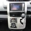 toyota voxy 2013 -TOYOTA--Voxy DBA-ZRR75G--ZRR75-0105700---TOYOTA--Voxy DBA-ZRR75G--ZRR75-0105700- image 5