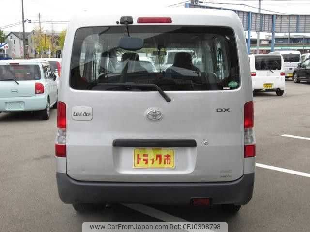 toyota liteace-van 2012 TE5675 image 2