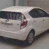toyota aqua 2016 CFJ1659556 image 2