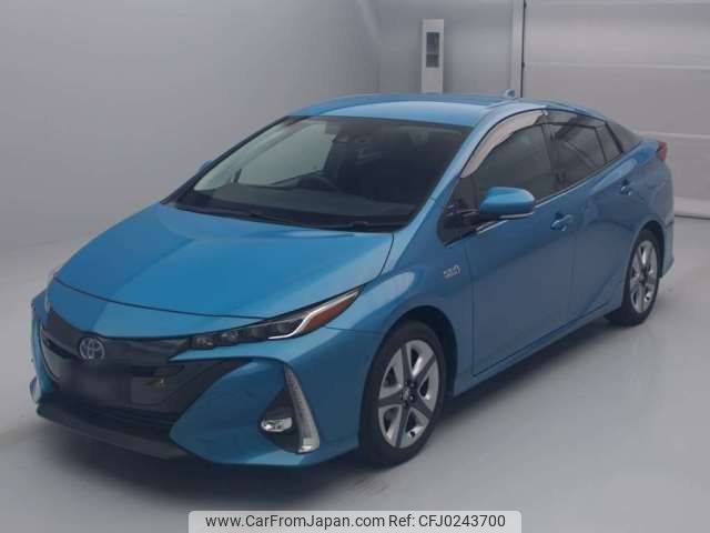 toyota prius-phv 2017 -TOYOTA--Prius PHV DLA-ZVW52--ZVW52-3020727---TOYOTA--Prius PHV DLA-ZVW52--ZVW52-3020727- image 1