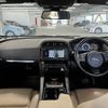 jaguar f-pace 2016 quick_quick_LDA-DC2NA_SADCA2AN2HA065636 image 2