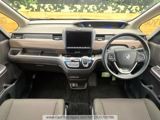 honda freed-hybrid 2022 CFJ1705786 image 2