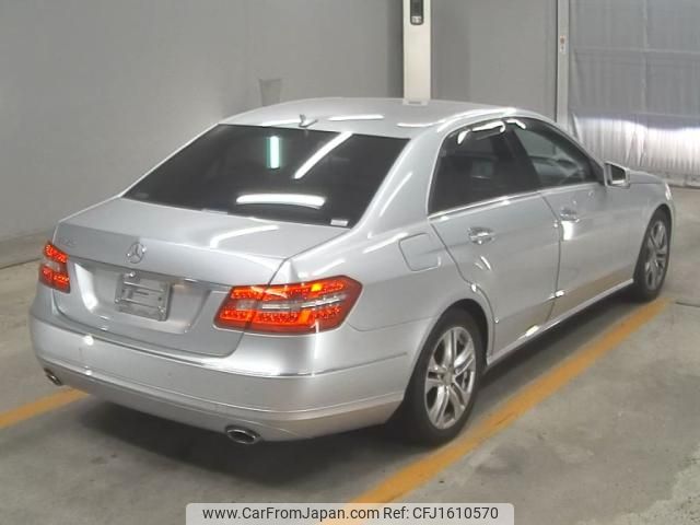 mercedes-benz e-class 2009 CFJ1610570 image 2
