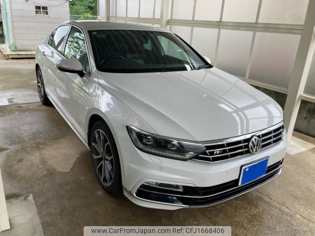 volkswagen passat 2016 CFJ1668406 image 1