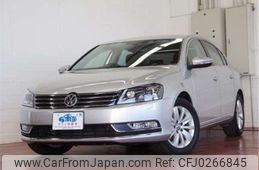 volkswagen passat 2011 -VOLKSWAGEN--VW Passat 3CCAX--WVWZZZ3CZBP351952---VOLKSWAGEN--VW Passat 3CCAX--WVWZZZ3CZBP351952-