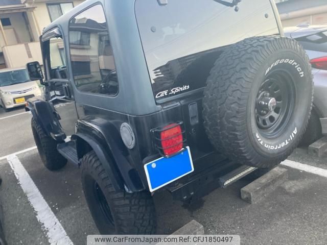 chrysler jeep-wrangler 1997 CFJ1850497 image 2