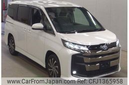 toyota noah 2022 quick_quick_6AA-ZWR95W_ZWR95-0009113