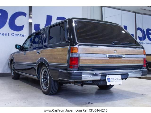 nissan cedric-wagon 1996 quick_quick_E-WY30_526383 image 2