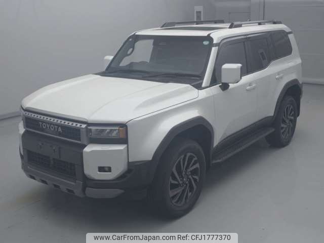 toyota land-cruiser-wagon 2024 CFJ1777370 image 1