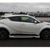 toyota c-hr 2017 quick_quick_DAA-ZYX10_ZYX10-2022400 image 12