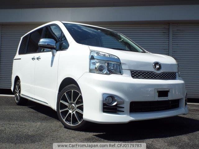 toyota voxy 2013 -TOYOTA--Voxy ZRR70W--0582490---TOYOTA--Voxy ZRR70W--0582490- image 1