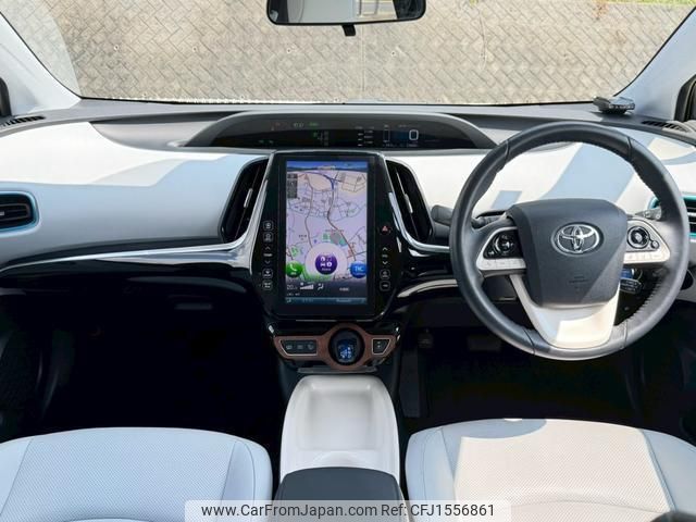 toyota prius-phv 2017 CFJ1556861 image 2