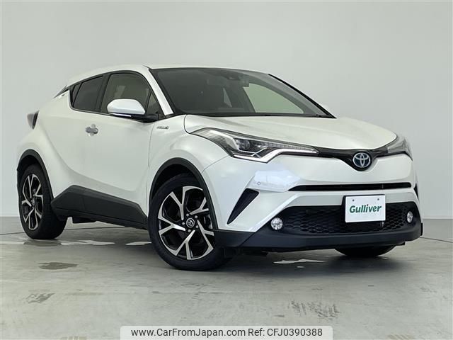 toyota c-hr 2018 -TOYOTA--C-HR DAA-ZYX10--ZYX10-2105852---TOYOTA--C-HR DAA-ZYX10--ZYX10-2105852- image 1