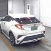 toyota c-hr 2017 quick_quick_DAA-ZYX10_ZYX10-2070409 image 2