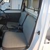 suzuki carry-truck 1998 -SUZUKI--Carry Truck V-DD51T--DD51T-570705---SUZUKI--Carry Truck V-DD51T--DD51T-570705- image 19