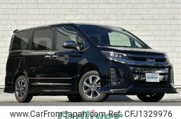 toyota noah 2017 CFJ1329976