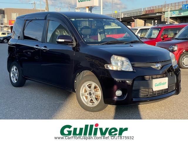 toyota sienta 2012 CFJ1875932 image 1