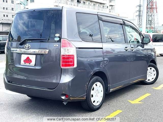toyota noah 2010 CFJ1548207 image 2