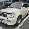 toyota land-cruiser-wagon 2001 -TOYOTA--Land Cruiser Wagon GF-UZJ100W--UZJ1000131237---TOYOTA--Land Cruiser Wagon GF-UZJ100W--UZJ1000131237- image 2