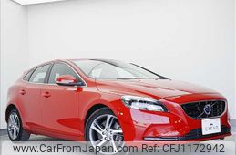 volvo v40 2015 -VOLVO--Volvo V40 MD4204T--G2311981---VOLVO--Volvo V40 MD4204T--G2311981-