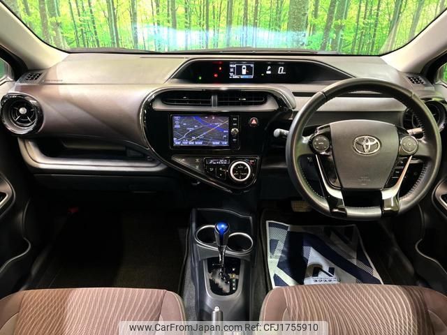 toyota aqua 2018 CFJ1755910 image 2
