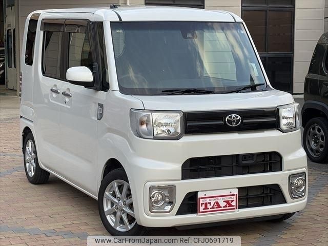 toyota pixis-mega 2016 -TOYOTA--Pixis Mega DBA-LA700A--LA700A-0004959---TOYOTA--Pixis Mega DBA-LA700A--LA700A-0004959- image 2