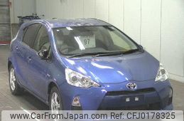 toyota aqua 2014 -TOYOTA--AQUA NHP10-6297582---TOYOTA--AQUA NHP10-6297582-