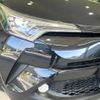 toyota c-hr 2017 quick_quick_ZYX10_ZYX10-2040532 image 17