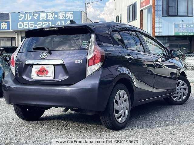 toyota aqua 2015 504928-923911 image 2