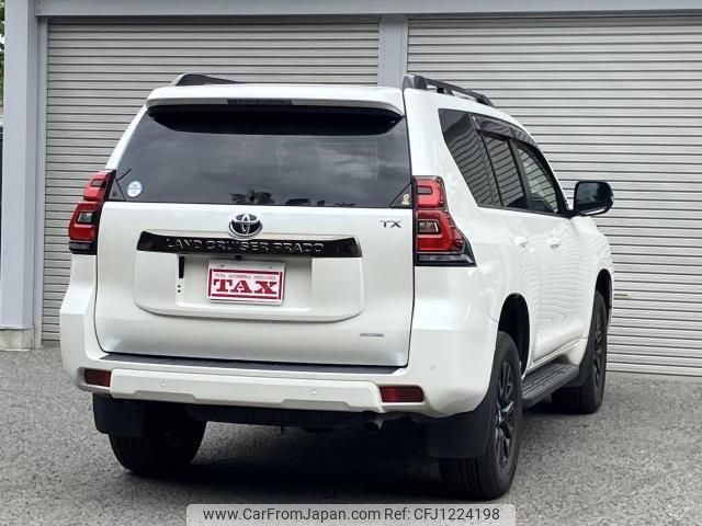 toyota land-cruiser-prado 2021 quick_quick_3DA-GDJ150W_GDJ150-0057364 image 2