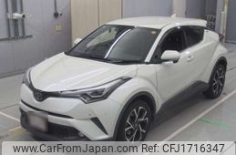 toyota c-hr 2018 CFJ1716347
