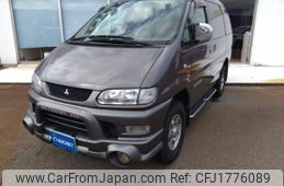 mitsubishi delica-spacegear 2005 CFJ1776089