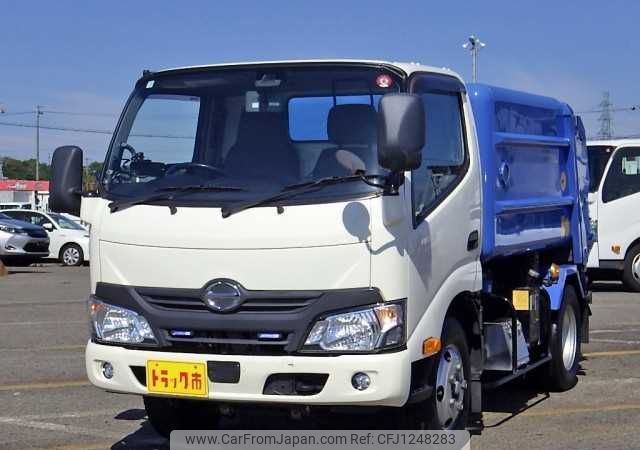 hino dutro 2017 646828-N9024090084F-90 image 1