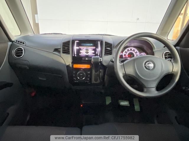 nissan roox 2013 CFJ1755982 image 2