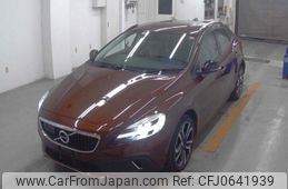 volvo v40 2018 quick_quick_CBA-MB420XC_YV1MZ402CJ2152206