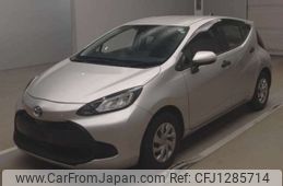 toyota aqua 2022 -TOYOTA--AQUA 6AA-MXPK10--MXPK10-2001666---TOYOTA--AQUA 6AA-MXPK10--MXPK10-2001666-
