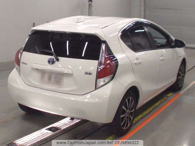 toyota aqua 2015 -TOYOTA--AQUA DAA-NHP10--NHP10-6428612---TOYOTA--AQUA DAA-NHP10--NHP10-6428612- image 2