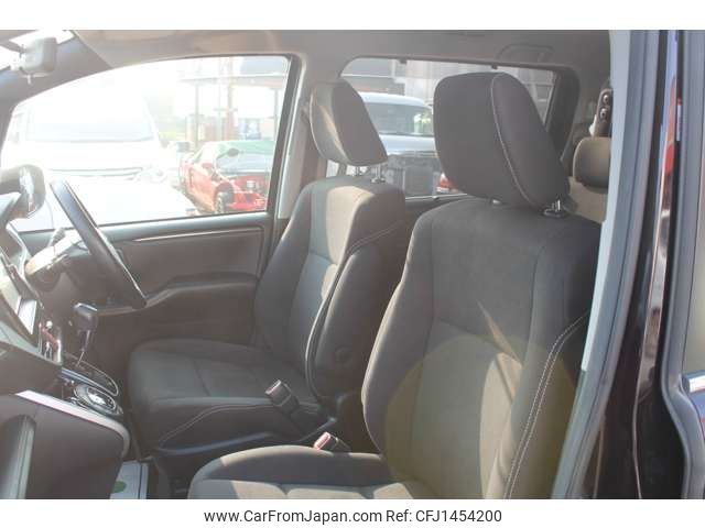 toyota esquire 2015 -TOYOTA--Esquire DBA-ZRR80G--ZRR80-0129241---TOYOTA--Esquire DBA-ZRR80G--ZRR80-0129241- image 2