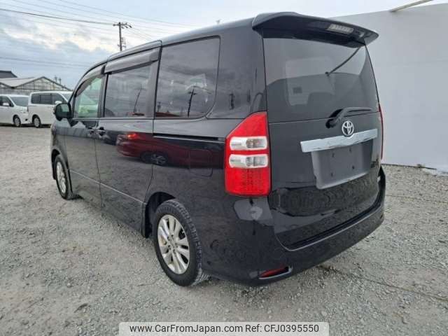 toyota noah 2011 -TOYOTA--Noah DBA-ZRR70W--ZRR70-0451827---TOYOTA--Noah DBA-ZRR70W--ZRR70-0451827- image 2