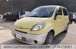 toyota fun-cargo 2000 CFJ8178061