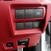 lexus is 2022 CFJ1685623 image 9