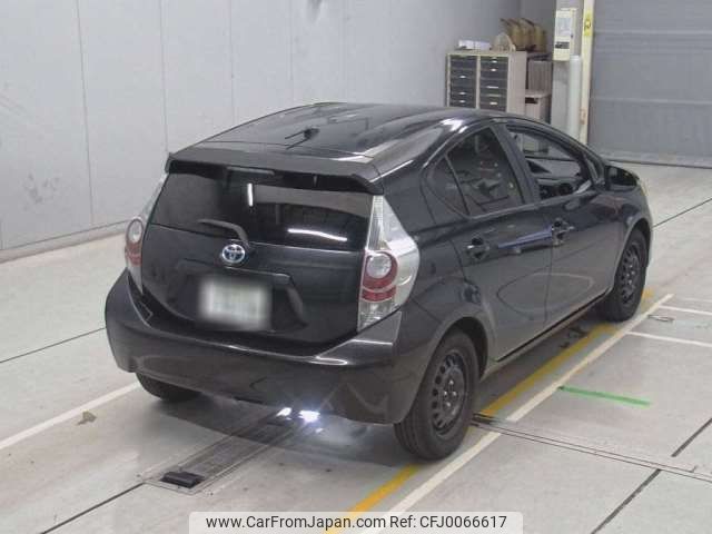 toyota aqua 2012 -TOYOTA 【鈴鹿 500ｿ7090】--AQUA DAA-NHP10--NHP10-2040978---TOYOTA 【鈴鹿 500ｿ7090】--AQUA DAA-NHP10--NHP10-2040978- image 2