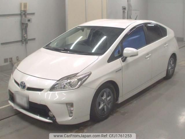 toyota prius 2014 CFJ1761253 image 1