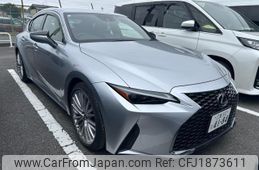 lexus is 2024 CFJ1873611