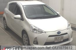 toyota aqua 2014 -TOYOTA--AQUA NHP10-2371831---TOYOTA--AQUA NHP10-2371831-
